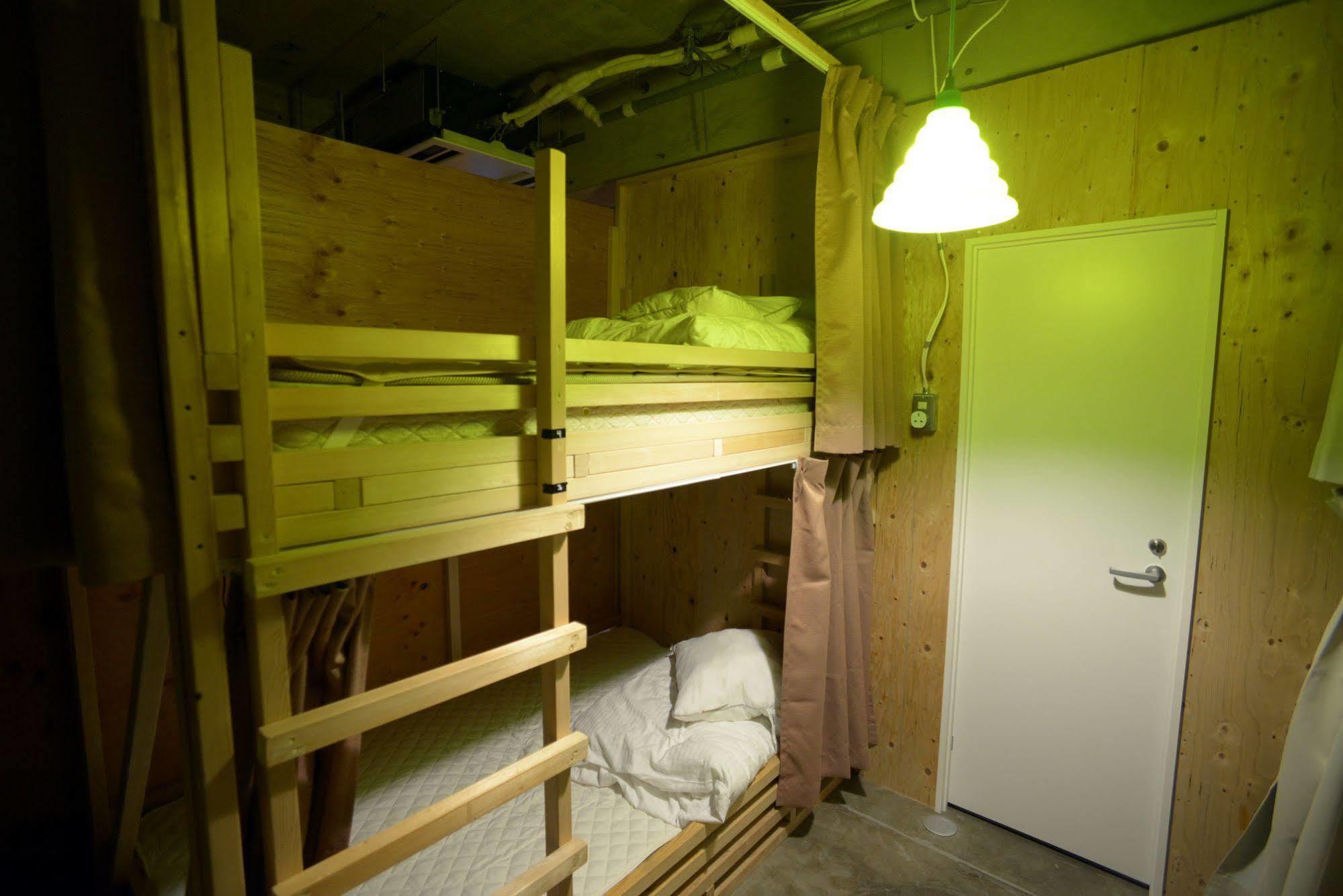 Artnshelter Hostel Токио Екстериор снимка